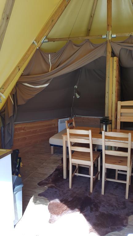 שיני Camping Le Canada-Insolite מראה חיצוני תמונה